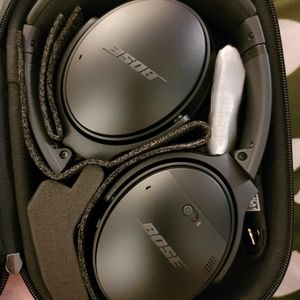 Relisted - Bose quietcomfort 35 II Bluetooth headphones noisecanceling. BNWT